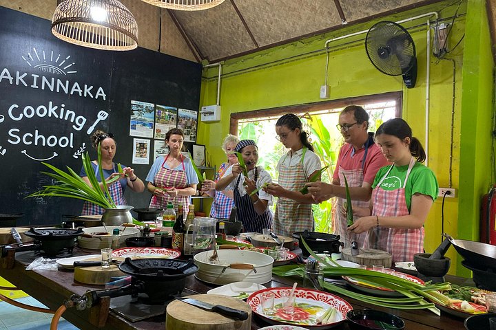 Leer authentiek Thais koken van een gevierde chef-kok in een prachtige tuinkeuken in Khao Lak, foto 31 | wizardtrip