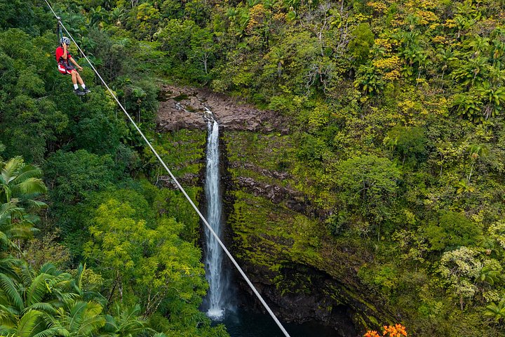 Zipline-avontuur over watervallen en weelderige landschappen op het Big Island van Hawaï, foto 10 | wizardtrip