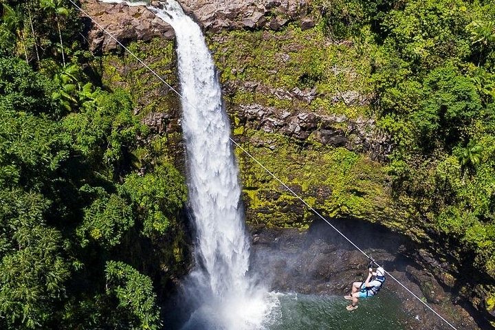 Zipline-avontuur over watervallen en weelderige landschappen op het Big Island van Hawaï, foto 17 | wizardtrip