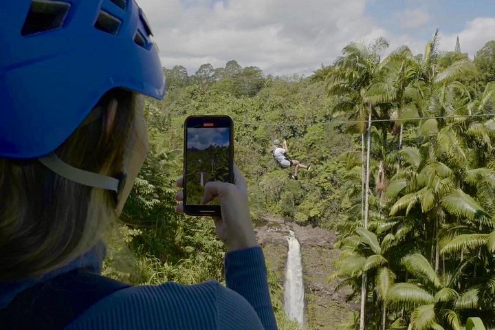 Zipline-avontuur over watervallen en weelderige landschappen op het Big Island van Hawaï, foto 22 | wizardtrip