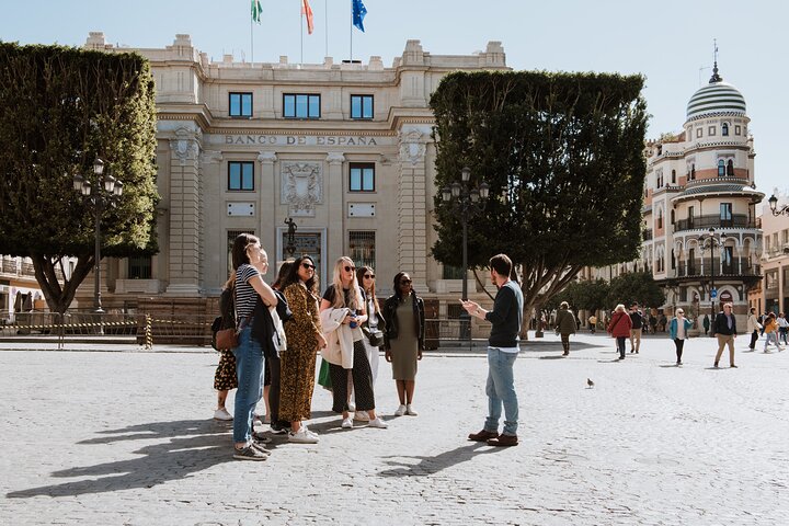 Walking tour of Seville's historic old town, featuring landmarks like Plaza de España and the Cathedral, photo 10 | wizardtrip