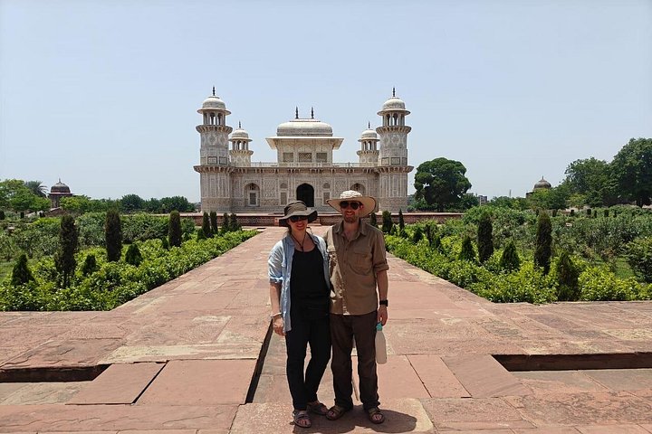 Circuit privé de 2 jours / 1 nuit à Agra au départ de Delhi, visitant le Taj Mahal, le Fort d'Agra et Fatehpur Sikri, photo 27 | wizardtrip