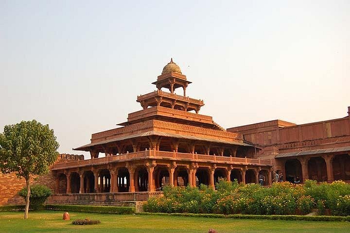 Circuit privé de 2 jours / 1 nuit à Agra au départ de Delhi, visitant le Taj Mahal, le Fort d'Agra et Fatehpur Sikri, photo 32 | wizardtrip