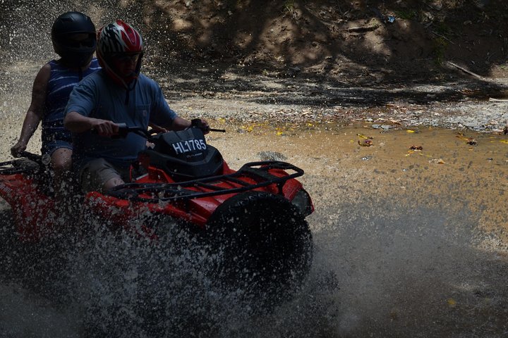 ATV-tur genom frodiga landskap och historiska platser på St. Lucia, foto 34 | wizardtrip