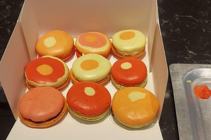 Atelier de macarons en famille dans une cuisine parisienne, photo 15 | wizardtrip