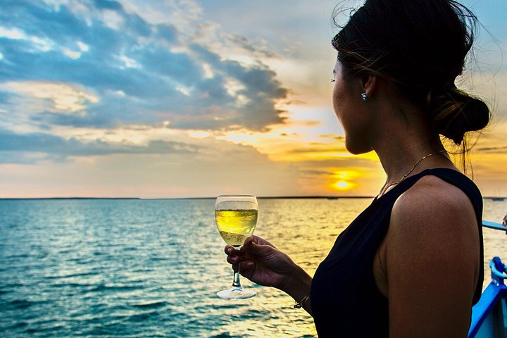 Sonnenuntergangs-Dinnerkreuzfahrt im Darwin Harbour mit malerischer Aussicht und feinem Essen, Foto 14 | wizardtrip