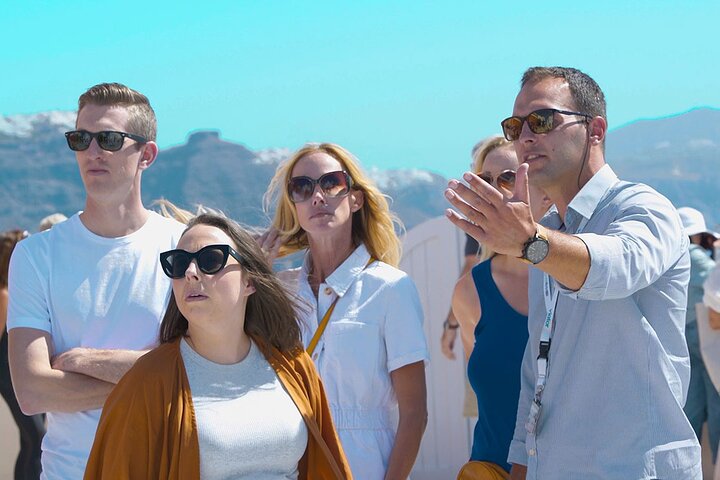 Santorini in a Day: Private Custom Tour with Pickup | wizardtrip