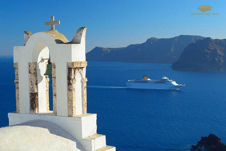 Tour privado personalizado pelos destaques de Santorini, incluindo Oia, cúpulas azuis e praias, foto 14 | wizardtrip