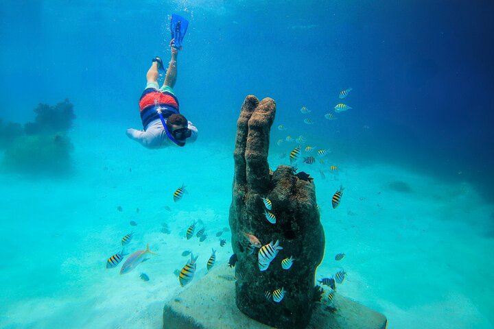 Isla Mujeres Luxury Sailing : Adultes seulement ou Famille