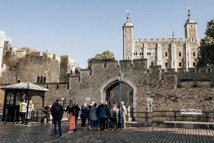 Une visite complète d'une journée des sites emblématiques de Londres, y compris la Tour de Londres, l'Abbaye de Westminster et une croisière sur la Tamise, photo 11 | wizardtrip