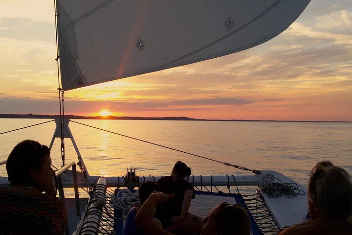 Champagne solnedgangscruise kun for voksne som seiler langs Grace Bay, Providenciales, foto 7 | wizardtrip