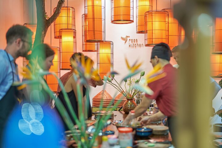 Una clase de cocina vietnamita práctica en Hanói, con tours por el mercado e inmersión cultural, foto 9 | wizardtrip