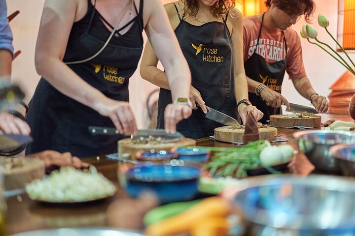Una clase de cocina vietnamita práctica en Hanói, con tours por el mercado e inmersión cultural, foto 11 | wizardtrip