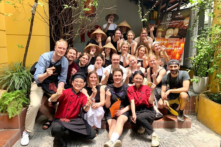 Una clase de cocina vietnamita práctica en Hanói, con tours por el mercado e inmersión cultural, foto 45 | wizardtrip