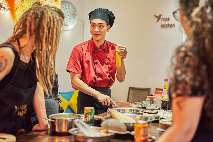 Hands-on Vietnamese cooking class and market tour in Hanoi, Vietnam, photo 16 | wizardtrip