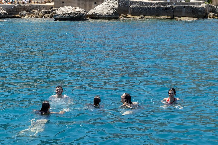 Tour in barca lungo la costa siciliana, visita a grotte, calette e spiagge come San Vito Lo Capo, foto 41 | wizardtrip