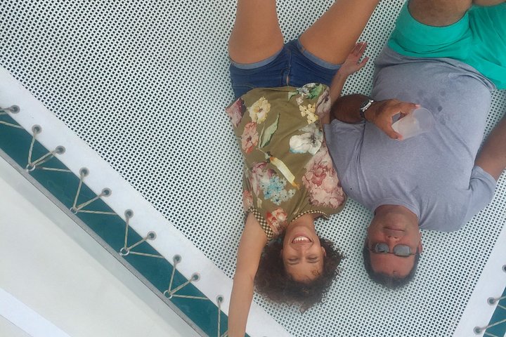Enjoy a catamaran day sail in St. Maarten with snorkeling, lunch, and drinks, photo 4 | wizardtrip