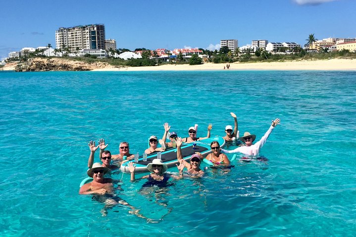 Enjoy a catamaran day sail in St. Maarten with snorkeling, lunch, and drinks, photo 5 | wizardtrip