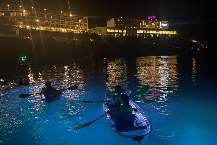 Aventure nocturne en kayak à St. Thomas avec des kayaks transparents et une vie marine lumineuse, photo 10 | wizardtrip