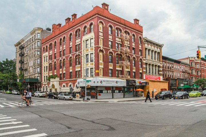 Esplora i diversi quartieri di NYC: Harlem, Bronx, Queens, Brooklyn e Coney Island in un tour guidato in autobus, foto 41 | wizardtrip