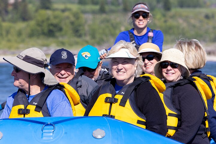 Scenic float trip on the Snake River in Jackson Hole with views of the Tetons and wildlife, photo 9 | wizardtrip