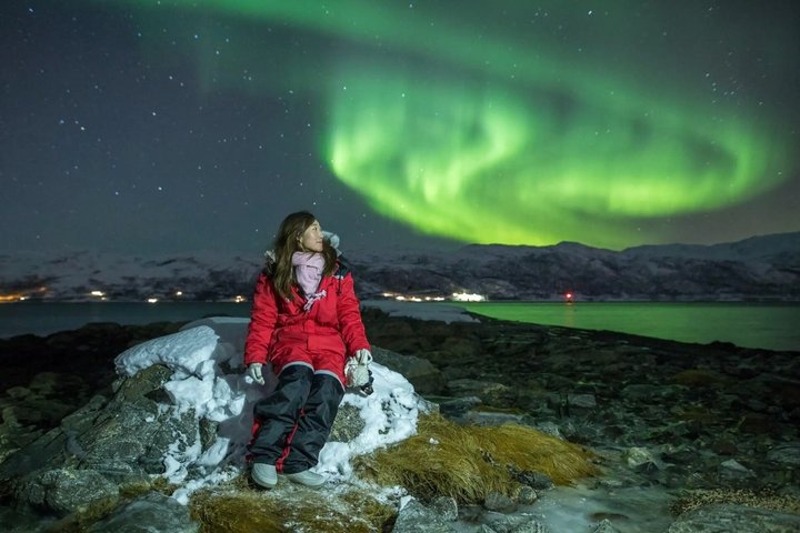 Jakt på norrsken i liten grupp i Tromsø, Norge, med lägereld och arktisk utrustning, foto 8 | wizardtrip
