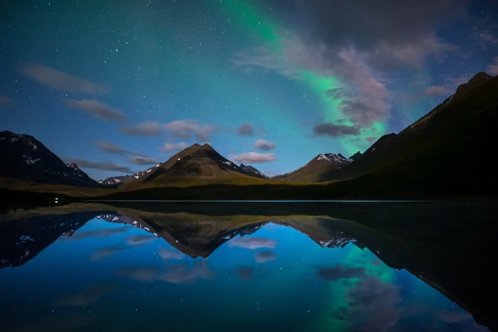 Jakt på norrsken i liten grupp i Tromsø, Norge, med lägereld och arktisk utrustning, foto 15 | wizardtrip