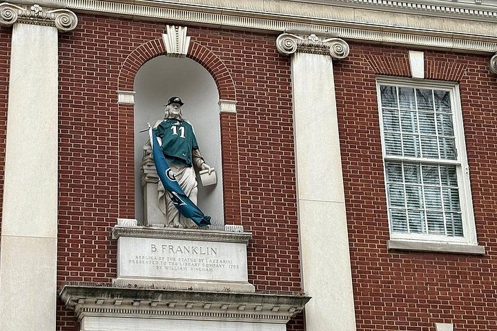 Historical walking tour of Philadelphia's Revolutionary landmarks, including Independence Hall and the Liberty Bell, photo 25 | wizardtrip