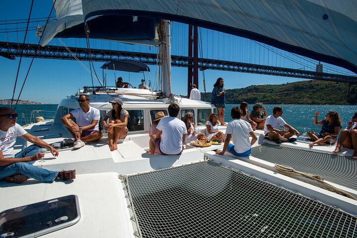 Lisbon Sailing Catamaran Public Cruise with drinks | wizardtrip