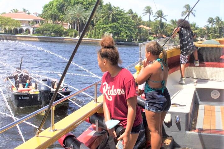 Aventure interactive de croisière pirate avec canons à eau et chasse au trésor à Fort Lauderdale, photo 6 | wizardtrip