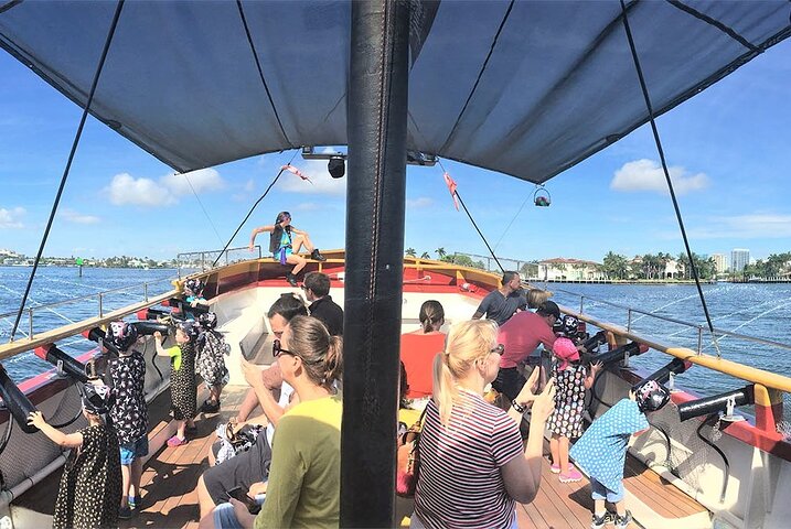 Aventure interactive de croisière pirate avec canons à eau et chasse au trésor à Fort Lauderdale, photo 8 | wizardtrip
