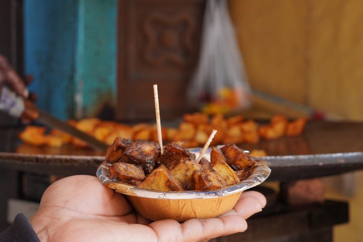 Um vibrante passeio de comida de rua na Velha Delhi, Índia, com iguarias locais e mercados movimentados, foto 6 | wizardtrip