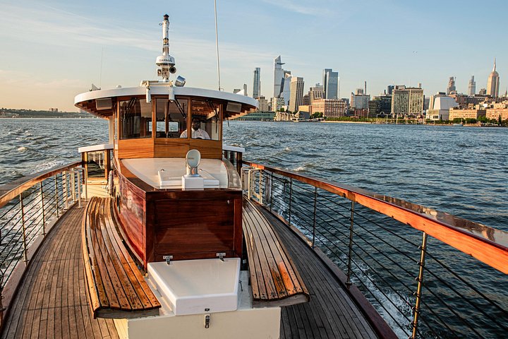 Zonsondergang cruise op een jacht in New York City, met uitzicht op de skyline van Manhattan en het Vrijheidsbeeld, foto 11 | wizardtrip