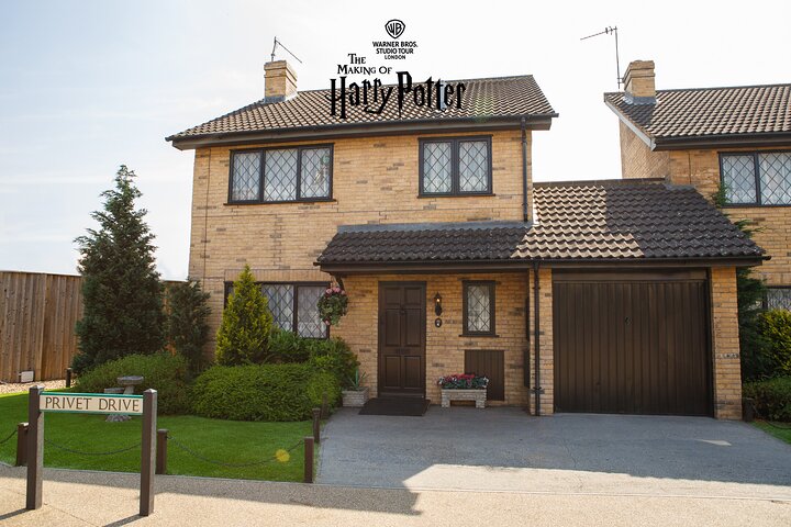 Découvrez la magie des films Harry Potter avec une visite guidée du Warner Bros. Studio Tour London, incluant le transport, photo 16 | wizardtrip