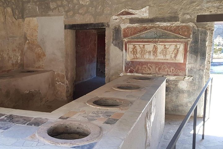 Ganztägiger Ausflug von Rom nach Pompeji und zur Amalfiküste mit antiken Ruinen und atemberaubenden Küstenblicken, Foto 8 | wizardtrip