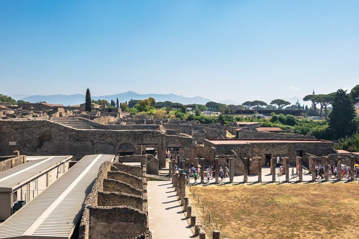 Ganztägiger Ausflug von Rom nach Pompeji und zur Amalfiküste mit antiken Ruinen und atemberaubenden Küstenblicken, Foto 30 | wizardtrip