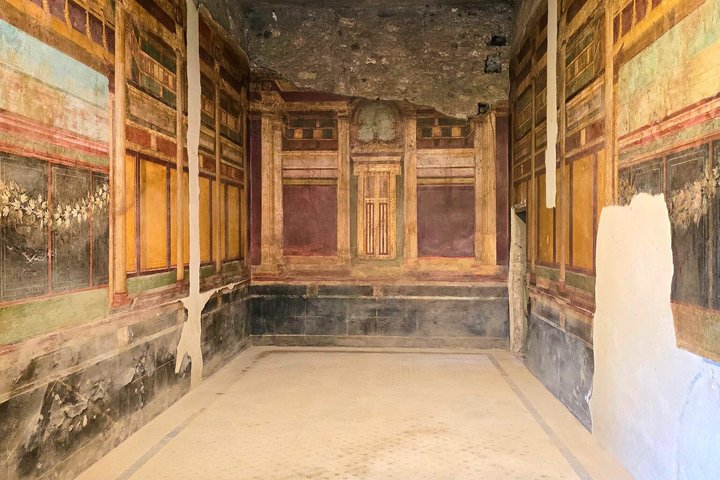 Ganztägiger Ausflug von Rom nach Pompeji und zur Amalfiküste mit antiken Ruinen und atemberaubenden Küstenblicken, Foto 46 | wizardtrip