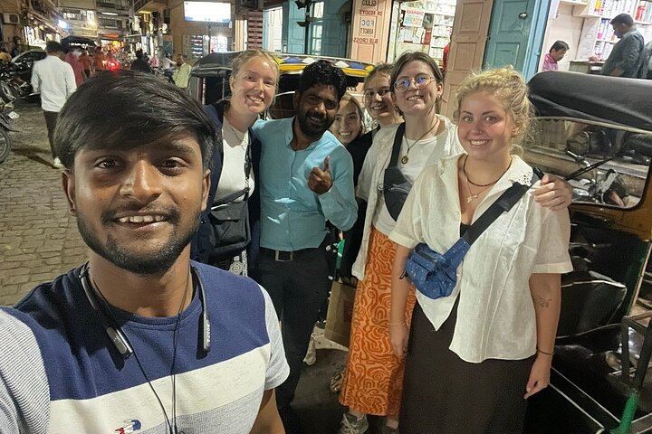 Tour privado de tuk-tuk pelos palácios, fortes e observatórios icônicos de Jaipur, foto 15 | wizardtrip