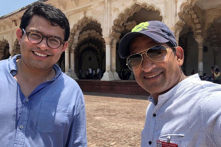 Tour privado en coche al Taj Mahal y Fuerte de Agra desde Delhi, con almuerzo de 5 estrellas, foto 10 | wizardtrip