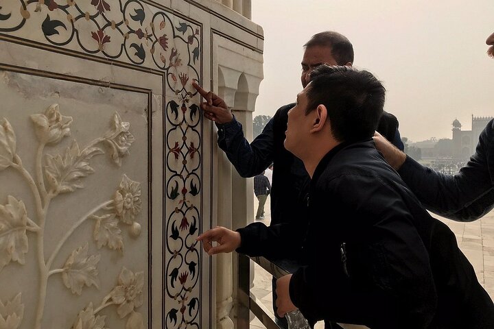 Tour privado en coche al Taj Mahal y Fuerte de Agra desde Delhi, con almuerzo de 5 estrellas, foto 13 | wizardtrip