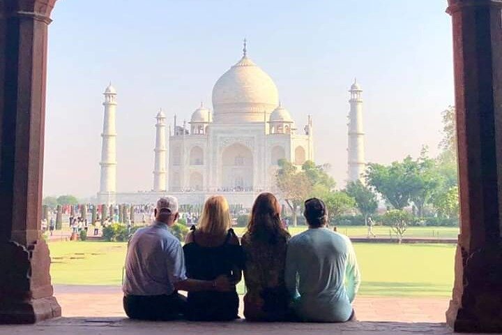 Tour privado en coche al Taj Mahal y Fuerte de Agra desde Delhi, con almuerzo de 5 estrellas, foto 18 | wizardtrip