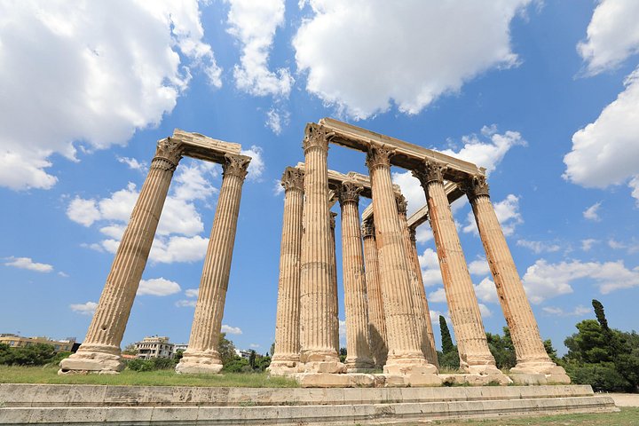 Private tour exploring the Acropolis and Athens highlights, including the Parthenon and city views, photo 11 | wizardtrip