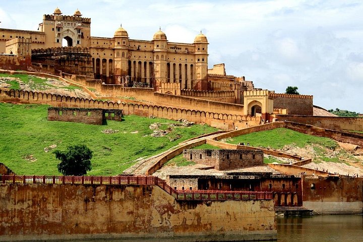 Experience the Golden Triangle: Delhi, Agra, and Jaipur's iconic landmarks and culture, photo 6 | wizardtrip