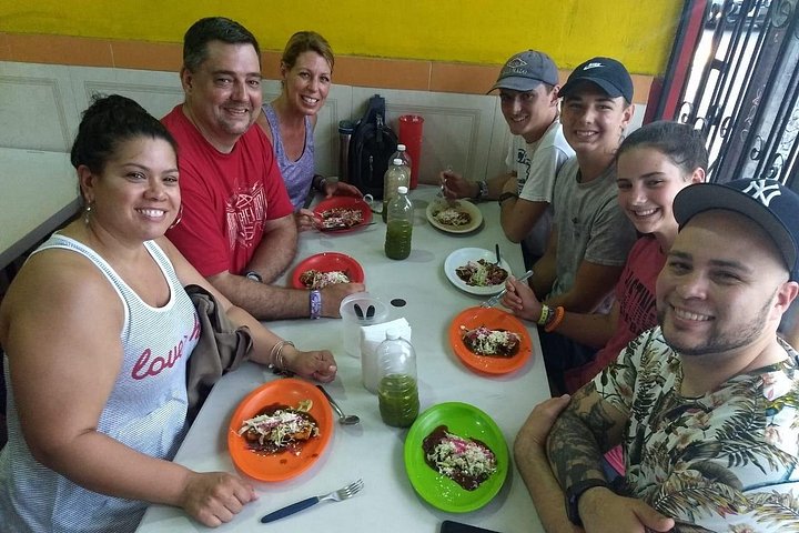 Explorez la scène culinaire de Playa del Carmen avec une visite gastronomique guidée à pied, en dégustant des spécialités locales, photo 16 | wizardtrip