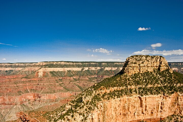 Naturskjønn flytur over Grand Canyon nasjonalpark, som viser luftutsikt over landemerker og Colorado River, foto 8 | wizardtrip