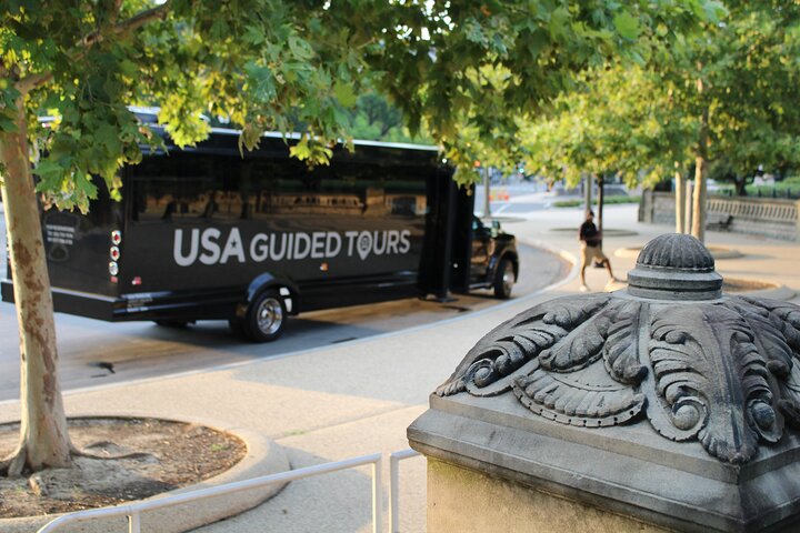 Guidet busstur til Washington DCs ikoniske monumenter og landemerker, inkludert båttur, foto 20 | wizardtrip