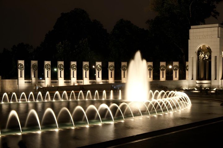 ホワイトハウスやリンカーン記念館など、ワシントンDCのライトアップされたモニュメントの夜景、写真27 | wizardtrip