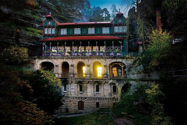 Day trip from Prague to Bohemian and Saxon Switzerland, featuring bridges, gates, and rock formations, photo 7 | wizardtrip