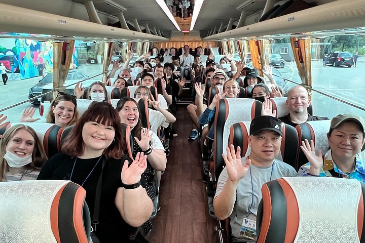 Turistas exploram a Zona Desmilitarizada da Coreia (DMZ) fortemente fortificada perto de Seul, Coreia do Sul, foto 13 | wizardtrip