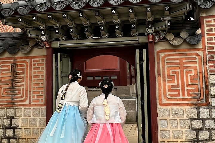 A private full-day sightseeing tour of Seoul, South Korea, offering a customizable itinerary, photo 6 | wizardtrip